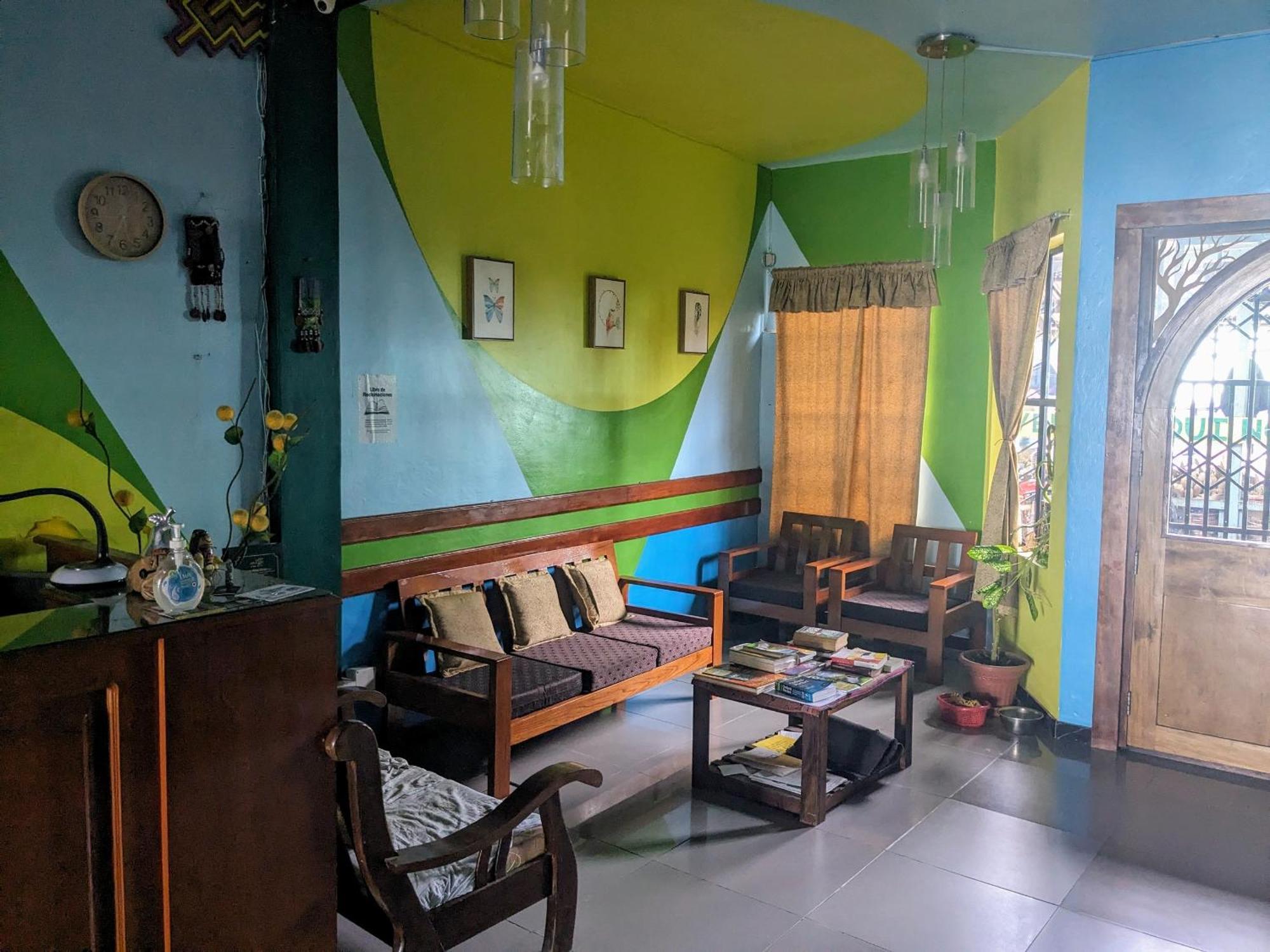 Amazon Dream Hostel With Ac And Starlink Икитос Экстерьер фото